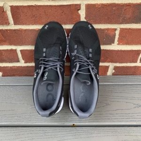 On Cloud Running Black and White Sneakers, Size W7.5 - Picture 11 of 16